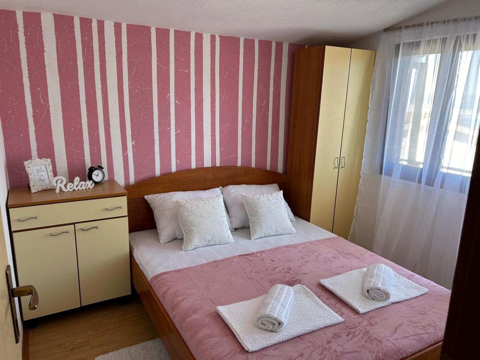 Apartment Aralo - Veraja Drače Eksteriør bilde